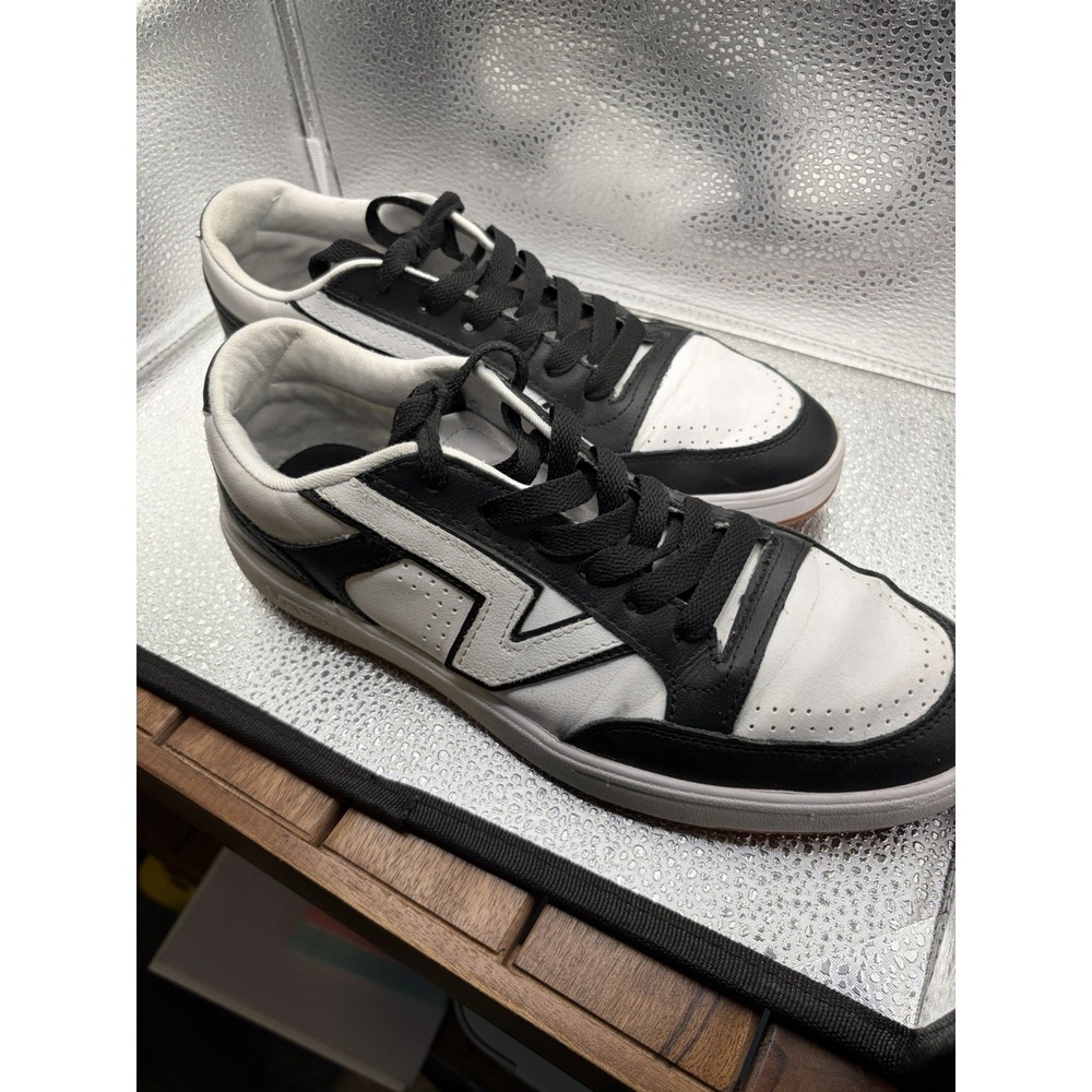 Vans Lowland CC Comfy Cush Sneakers Men's 9 Black & White Varsity Skate Shoes